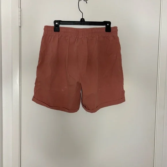 H&M Brown Athletic Shorts Relaxed Fit - Picture 2 of 2